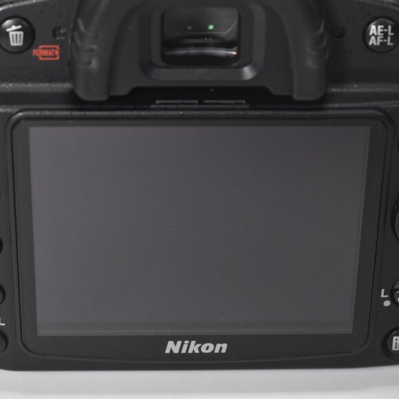 Nikon D90 SLR Digital Camera 12.3MP 18-55mm Lens HD Video 6737 Clicks 32GB SD - Picture 7 of 16